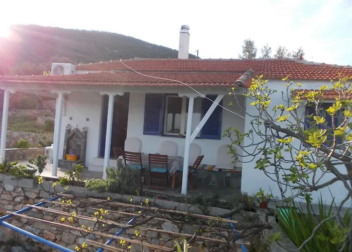 Mourtero House Дом отдыха Kalamakia