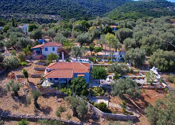 בית נופש Mourtero House Kalamakia